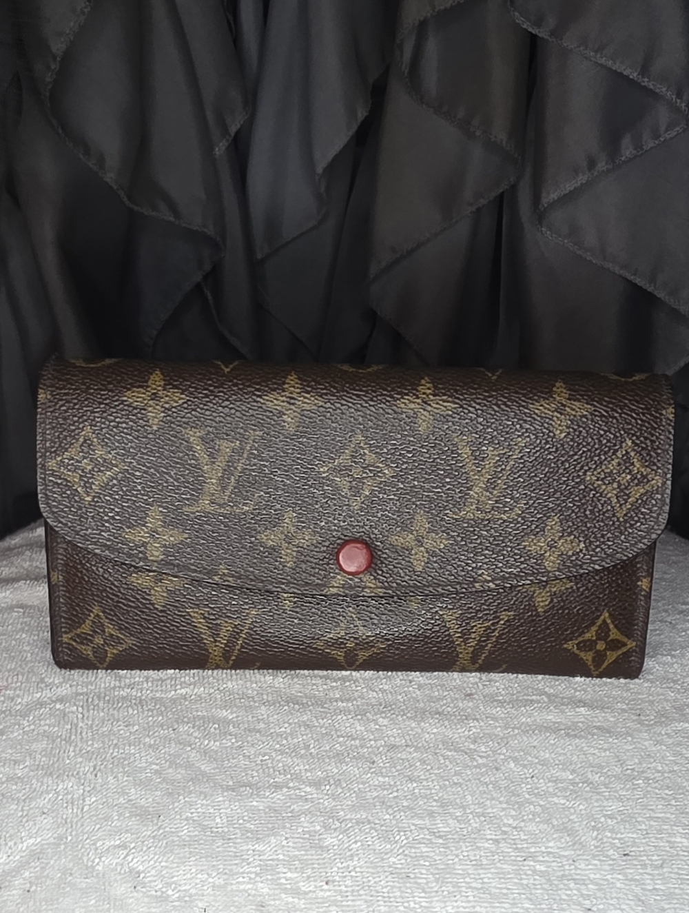 Authentic Louis Vuitton Emilie Monogram Canvas Fuchsia Wallet